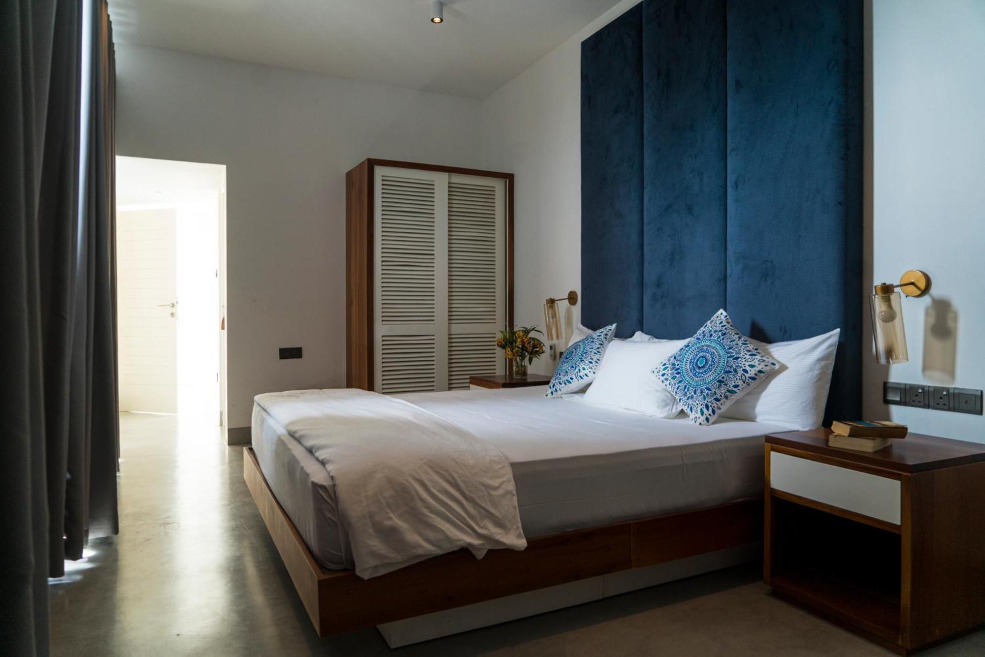 Four Petals Inn Коломбо Екстериор снимка