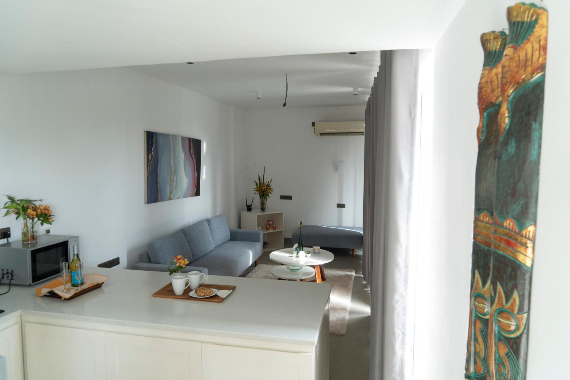 Four Petals Inn Коломбо Екстериор снимка