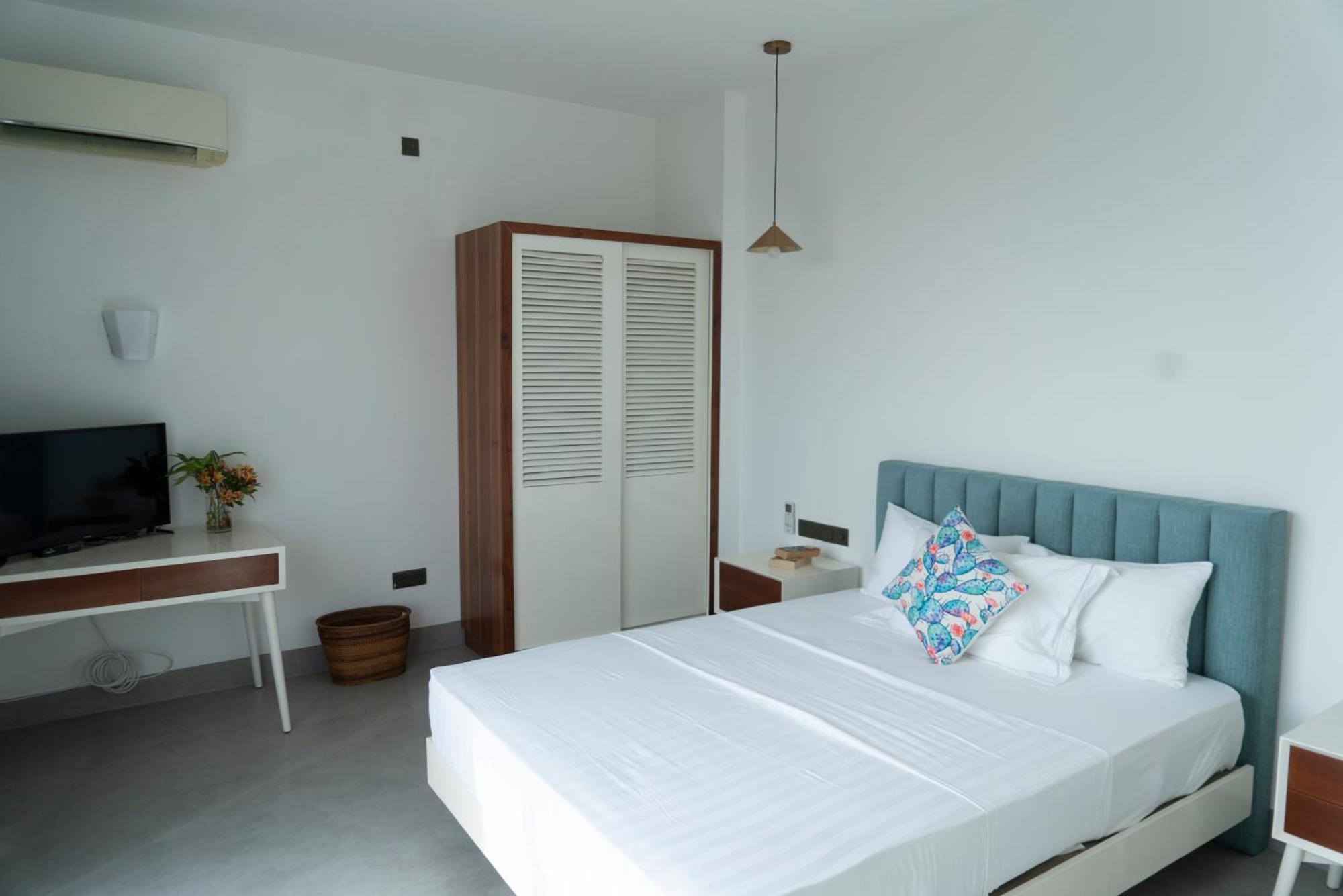 Four Petals Inn Коломбо Екстериор снимка